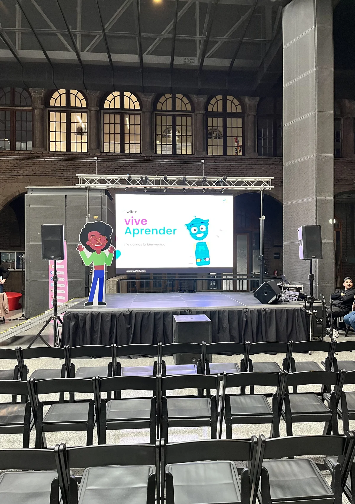 Instalación de Pantalla LED en Escenario